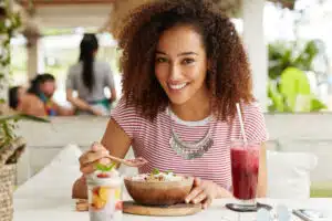 Blog 8 Como a nutrição influencia na saúde mental